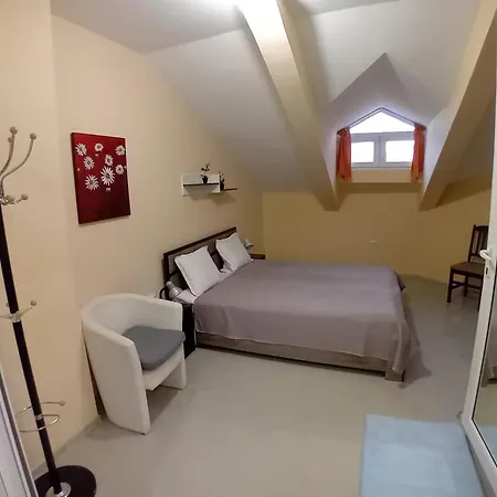 Floor Two Bedroom In דירה בורגאס
